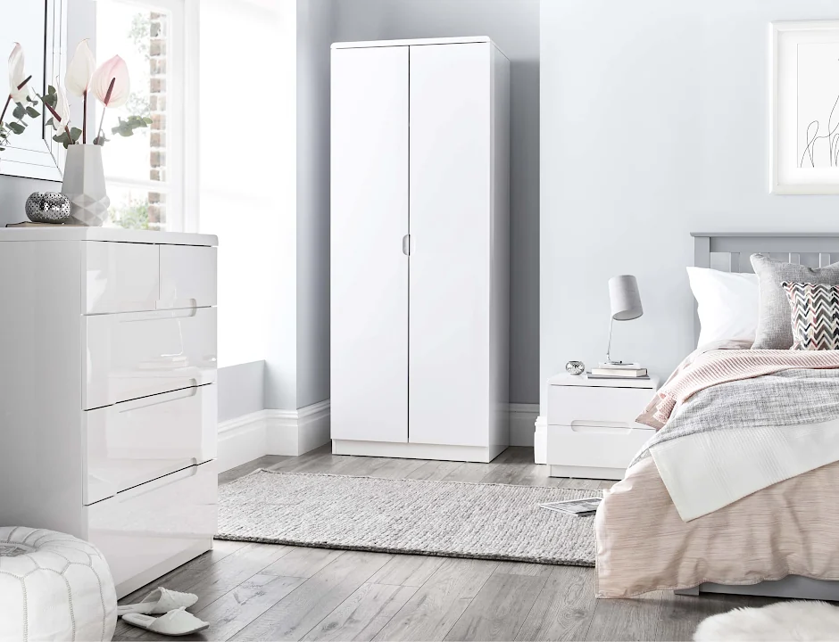 Elegantné skrine a komody od STOLVO: Úložné riešenia so štýlom